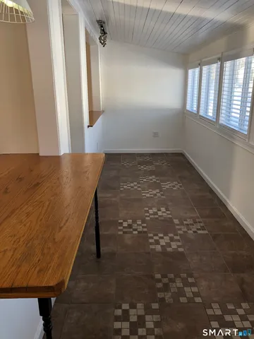 $2,350 | 159 Purdy Hill Road, Monroe, CT 06468