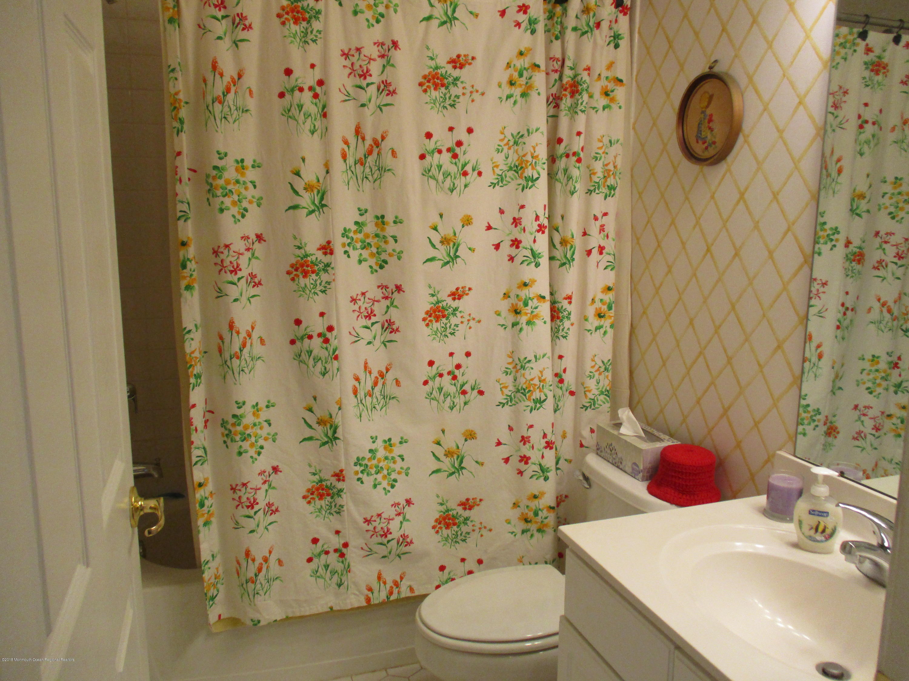 40 Clear Lake Road Whiting, NJ 08759 - Photo 9 of 20 IMG_0129