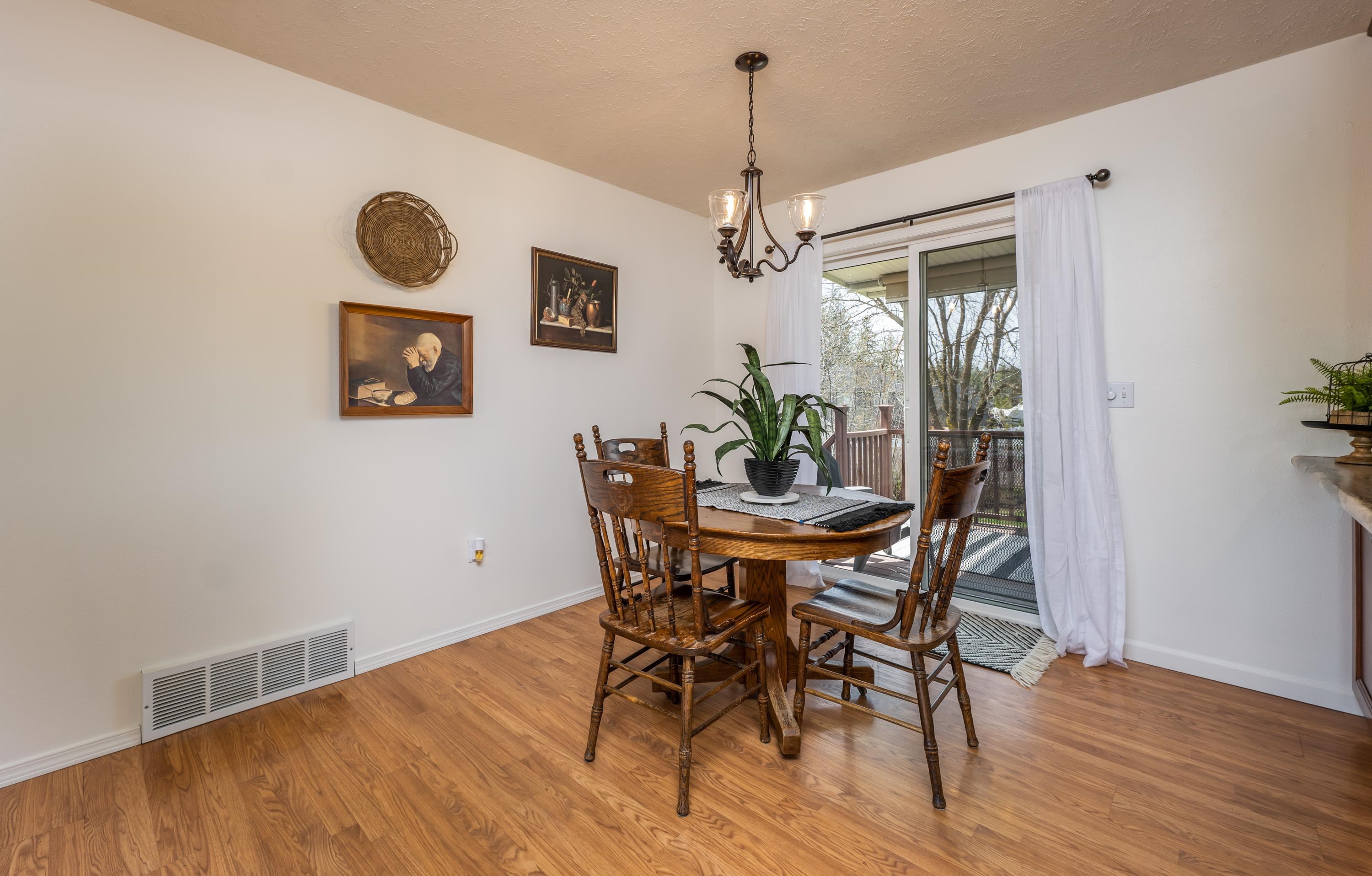 17713 North Colton Street Colbert, WA 99005 - Photo 7 of 28 Gallery Image 7