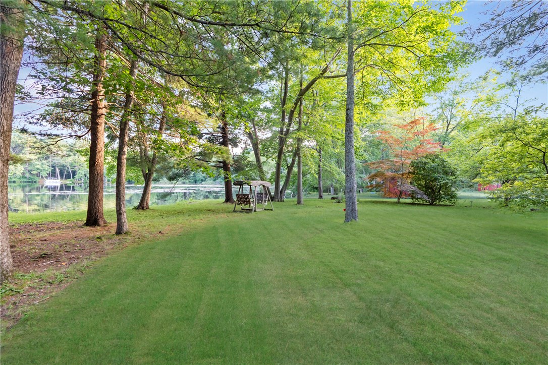 79 Coolridge Road Johnston, RI 02828 - Photo 9 of 25 Gallery Image 9