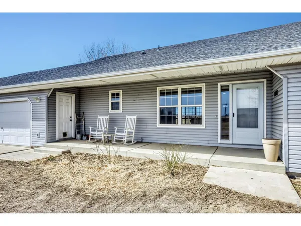 $800,000 | 20741 County Road 74, Eaton, CO 80615