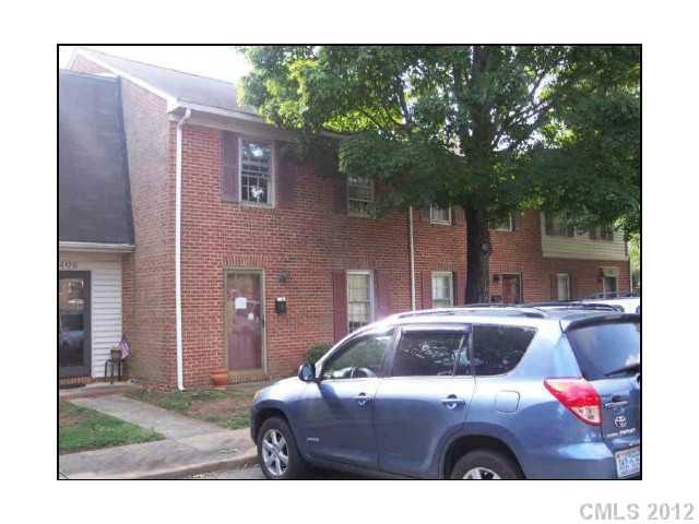 8404 Knights Bridge Road, Unit 130 Charlotte, NC 28210 - Photo 1 of 8 Gallery Image 1