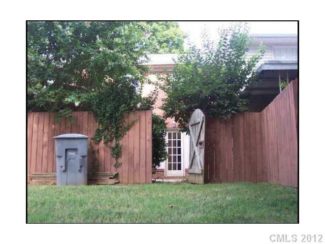 8404 Knights Bridge Road, Unit 130 Charlotte, NC 28210 - Photo 2 of 8 Gallery Image 2
