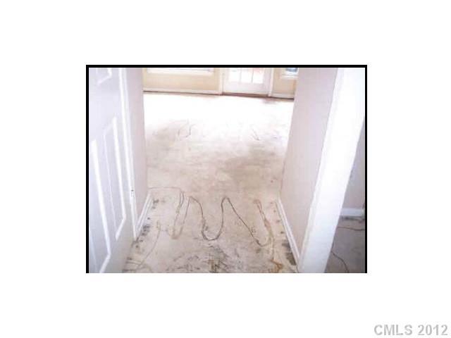 8404 Knights Bridge Road, Unit 130 Charlotte, NC 28210 - Photo 8 of 8 Gallery Image 8