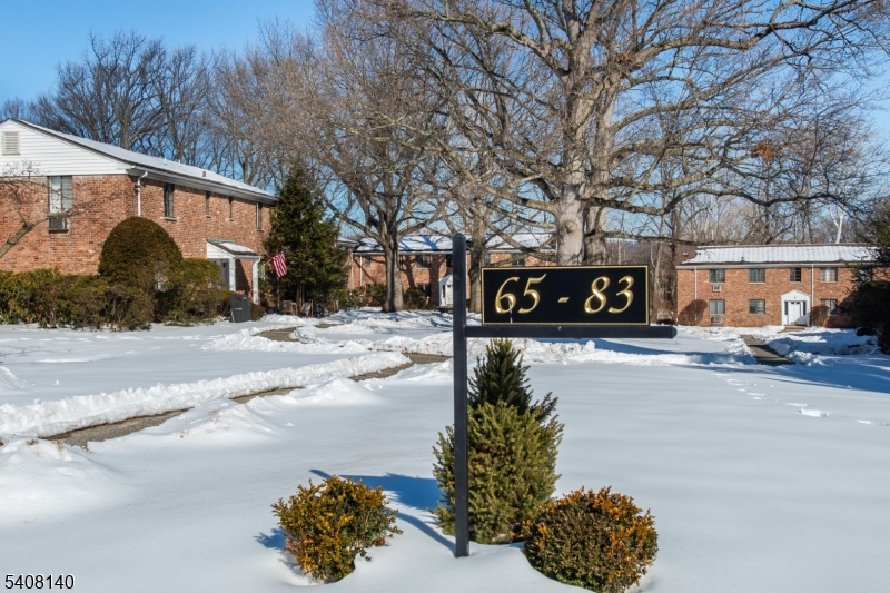 77D Troy Drive, Unit 77B Springfield, NJ 07081 - Photo 2 of 11