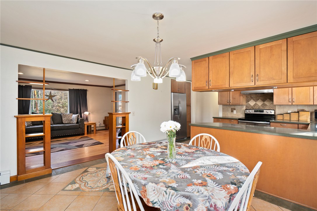 204 Hanton Road North Smithfield, RI 02896 - Photo 12 of 40 Gallery Image 12