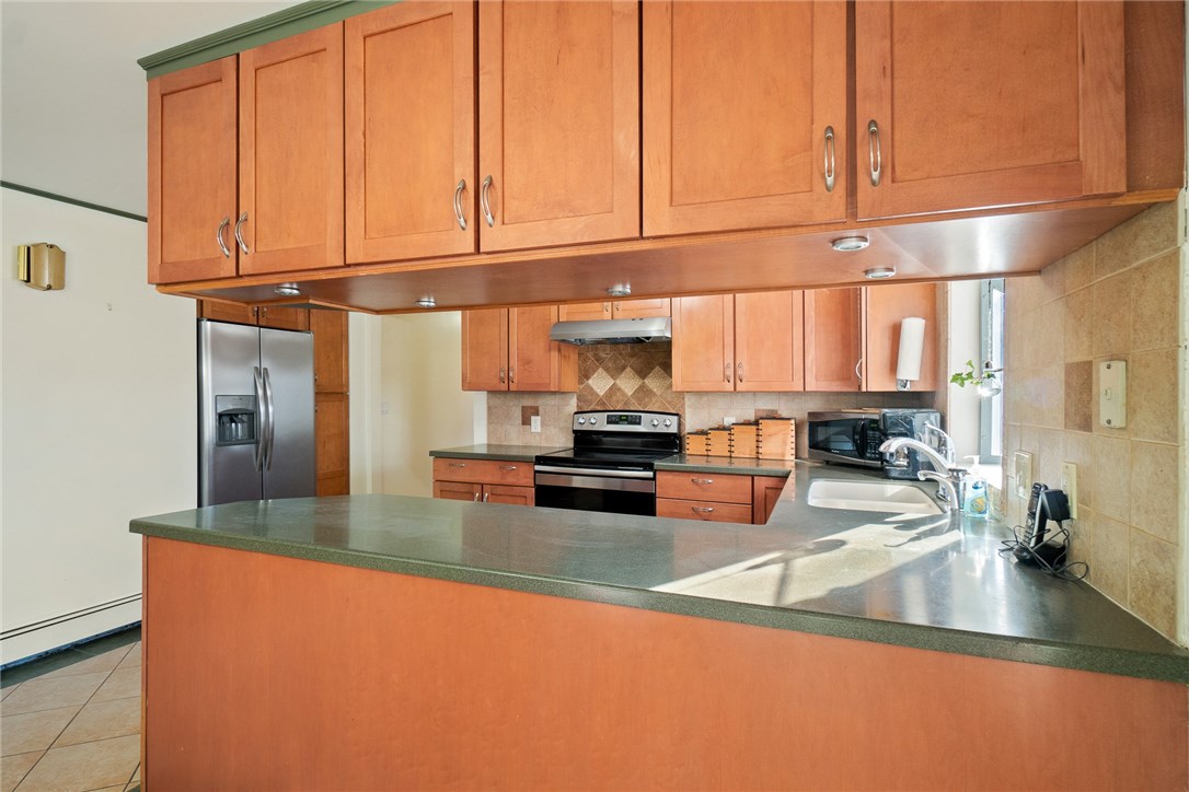 204 Hanton Road North Smithfield, RI 02896 - Photo 9 of 40 Gallery Image 9
