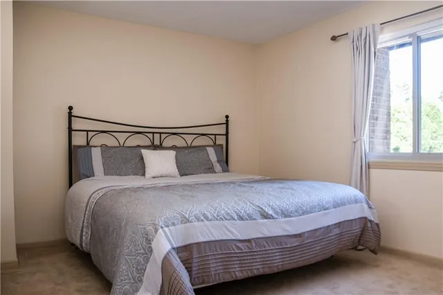 $2,200 | 804 Fairways Drive, Oakmont, PA 15139