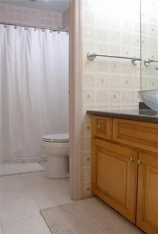 $2,200 | 804 Fairways Drive, Oakmont, PA 15139