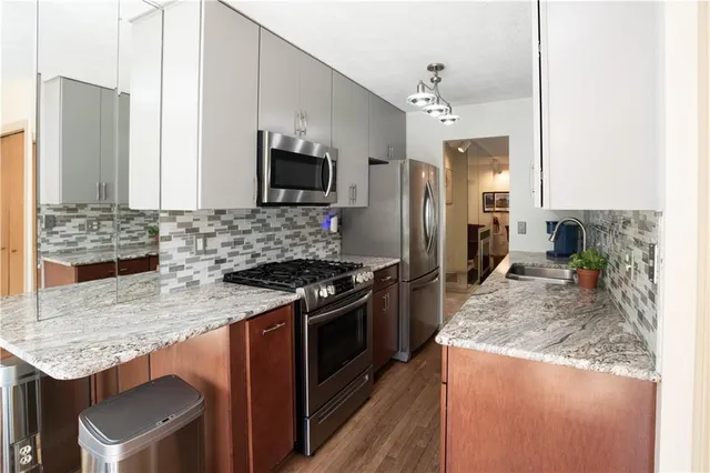 $2,200 | 804 Fairways Drive, Oakmont, PA 15139