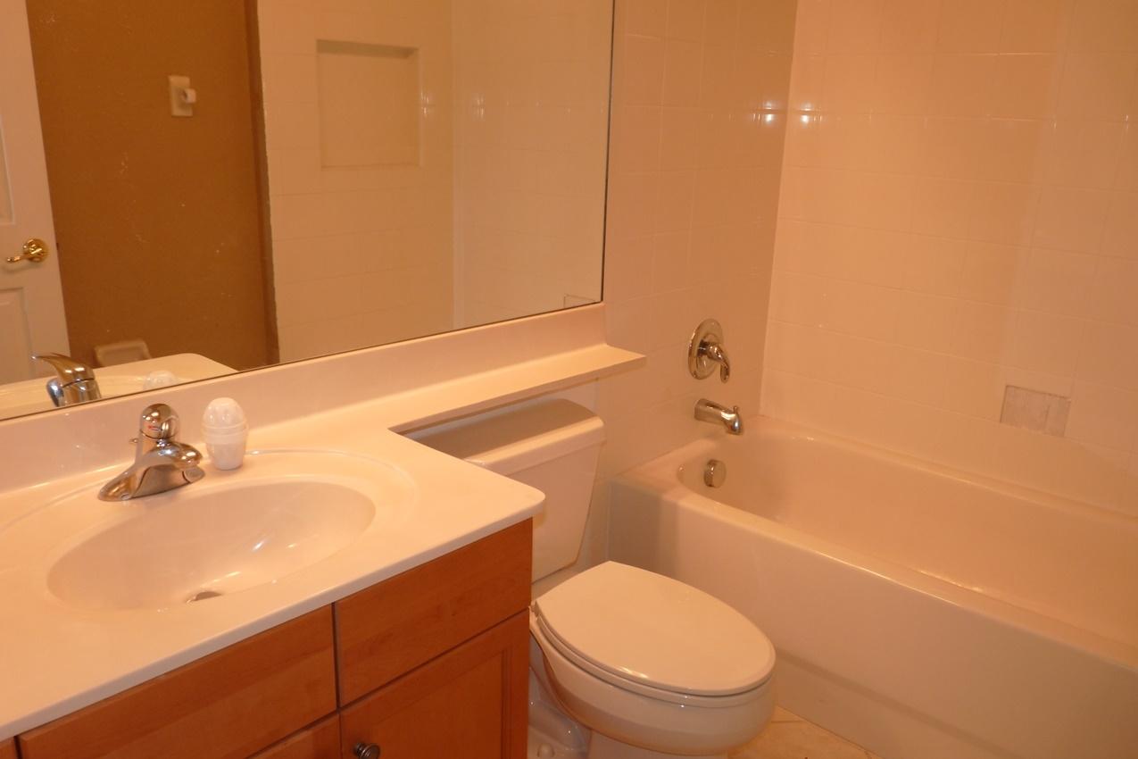 11125 Misty Ridge Way Boynton Beach, FL 33473 - Photo 17 of 54 M BATH 4 DOWNSTAIRS