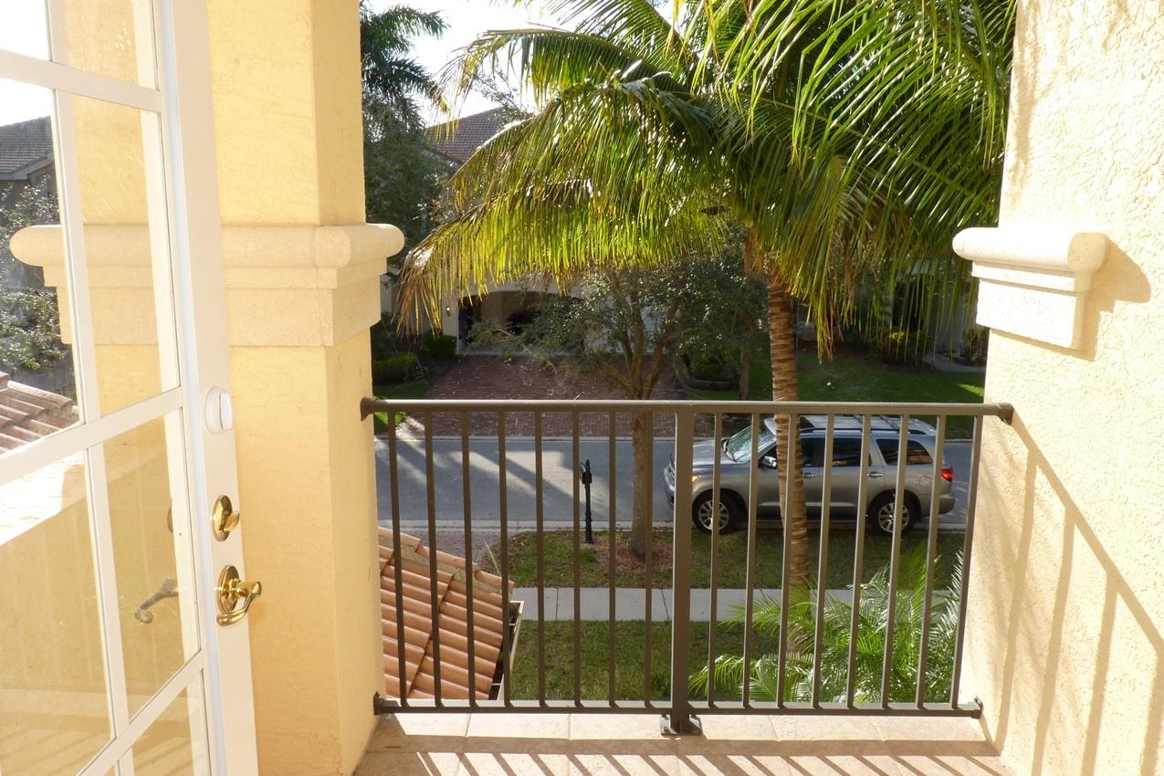 11125 Misty Ridge Way Boynton Beach, FL 33473 - Photo 37 of 54 M BED 4 BALCONY