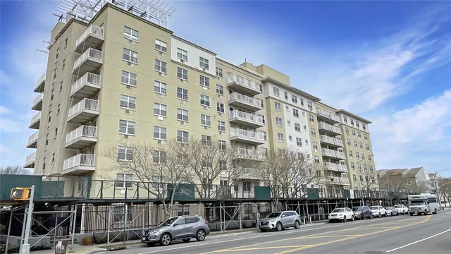 $335,000 | 79-14 Rockaway Beach Boulevard, Unit 6F | Hammels