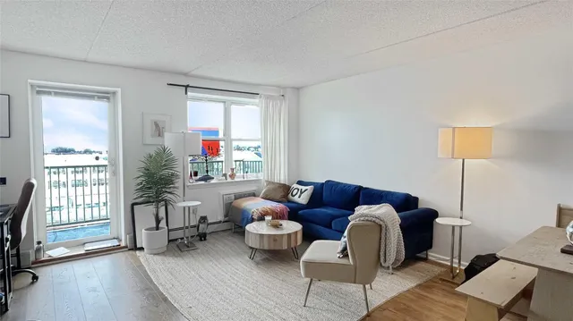 $335,000 | 79-14 Rockaway Beach Boulevard, Unit 6F | Hammels