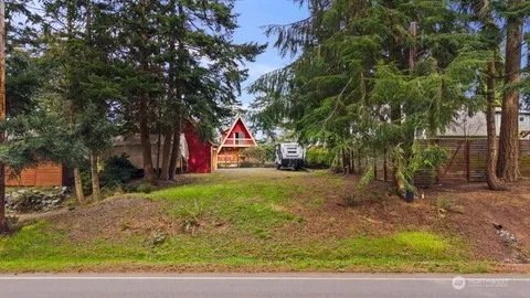 $865,000 | 595 Race Road, Coupeville, WA 98239