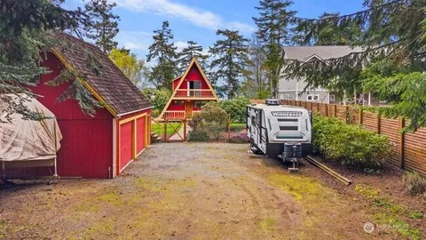 $865,000 | 595 Race Road, Coupeville, WA 98239