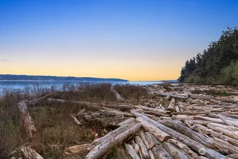 $865,000 | 595 Race Road, Coupeville, WA 98239