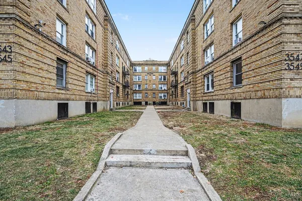 $1,495 | 3549 Harvey Avenue, Unit 2805, Cincinnati, OH 45229