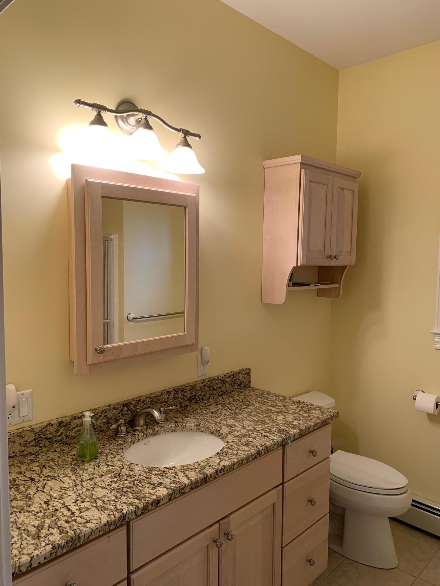 47 Peruvian Way Bangor, ME 04401 - Photo 47 of 59 Bathroom