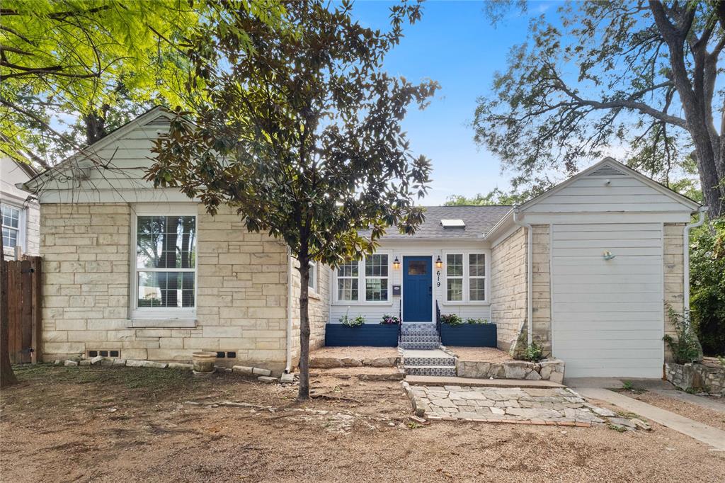 619 North Hampton Road Dallas, TX 75208 - Photo 2 of 33 Gallery Image 2