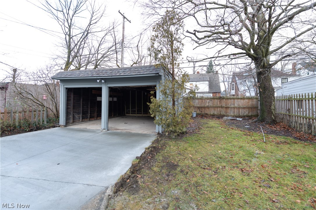 3551 Cedarbrook Road Cleveland, OH 44118 - Photo 35 of 35