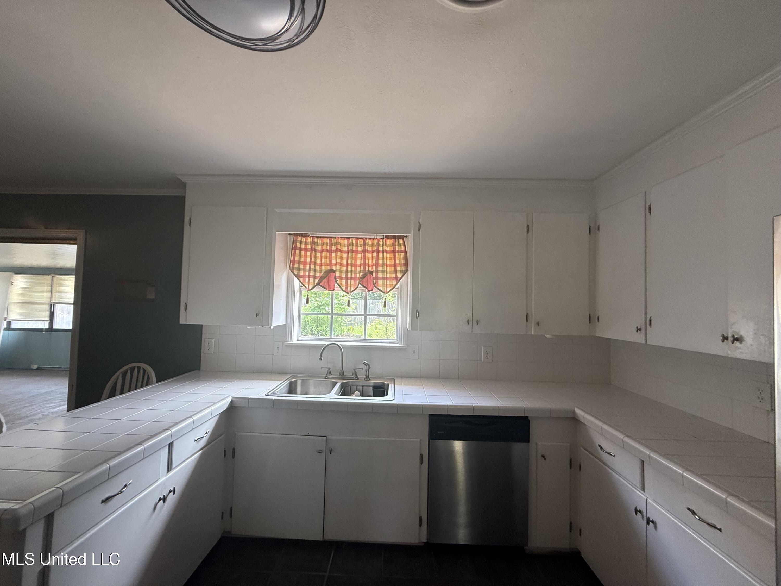 104 MacGregor Way Natchez, MS 39120 - Photo 24 of 31 IMG_4053