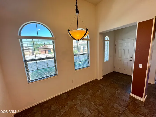 $395,000 | 3921 East Sophie Lane, Phoenix, AZ 85042