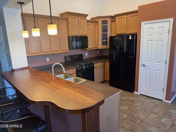 $395,000 | 3921 East Sophie Lane, Phoenix, AZ 85042