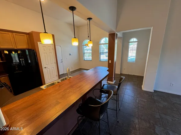 $395,000 | 3921 East Sophie Lane, Phoenix, AZ 85042