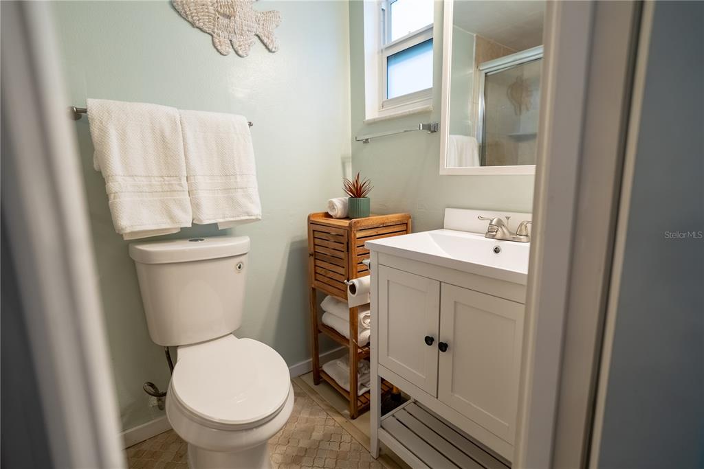 925 Beach Road, Unit 107 Sarasota, FL 34242 - Photo 12 of 31 Gallery Image 12