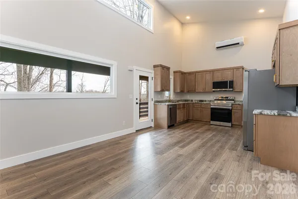 $514,900 | 153 Hackleburg Lane, Hendersonville, NC 28792