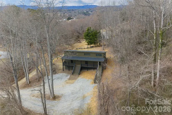 $514,900 | 153 Hackleburg Lane, Hendersonville, NC 28792