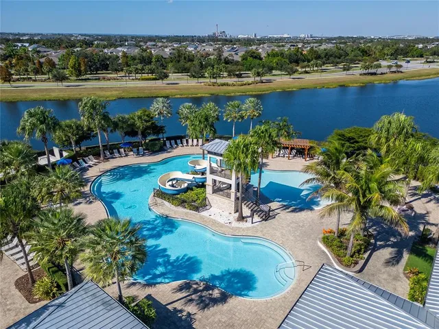 $690,000 | 5611 Madrigal Way, Apollo Beach, FL 33572