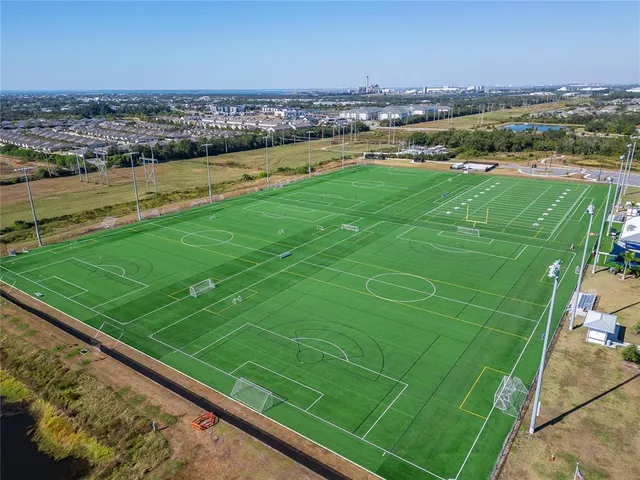 $690,000 | 5611 Madrigal Way, Apollo Beach, FL 33572