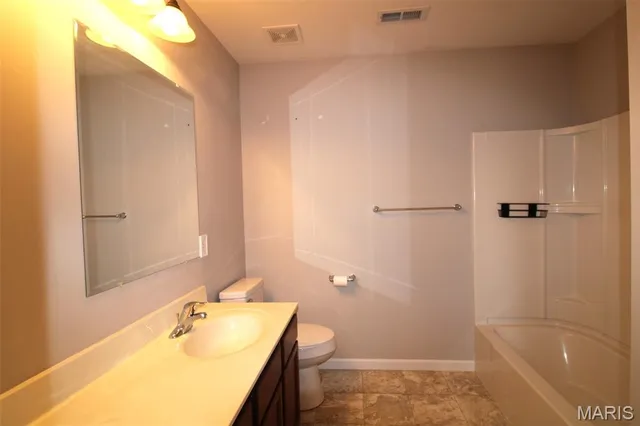 $2,595 | 221 Pecan Bluffs Drive, Wentzville, MO 63385