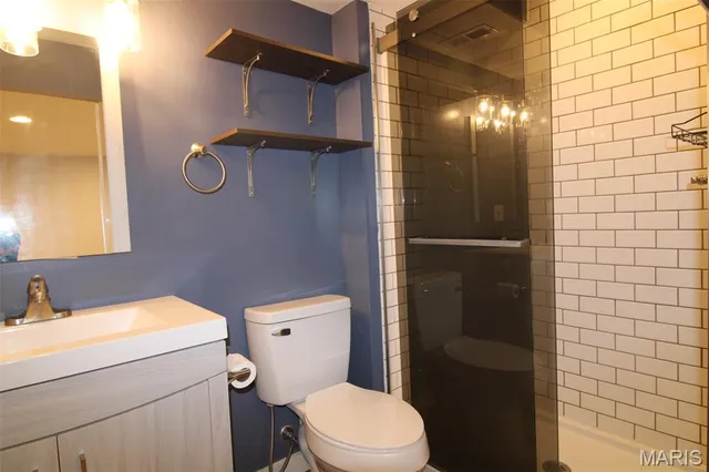 $2,595 | 221 Pecan Bluffs Drive, Wentzville, MO 63385