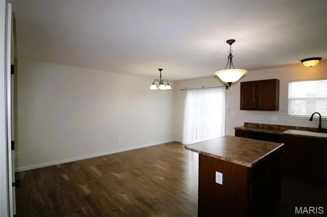 $2,595 | 221 Pecan Bluffs Drive, Wentzville, MO 63385