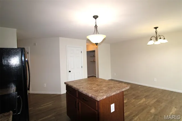 $2,595 | 221 Pecan Bluffs Drive, Wentzville, MO 63385