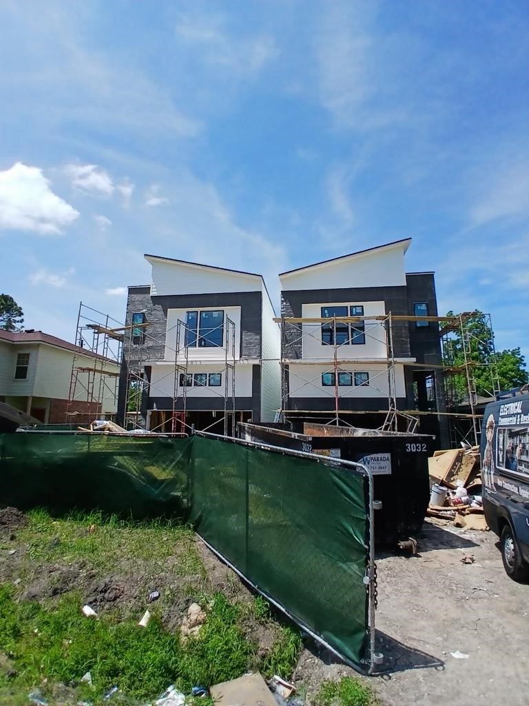 5227 Rue Street Houston, TX 77033 - Photo 3 of 3
