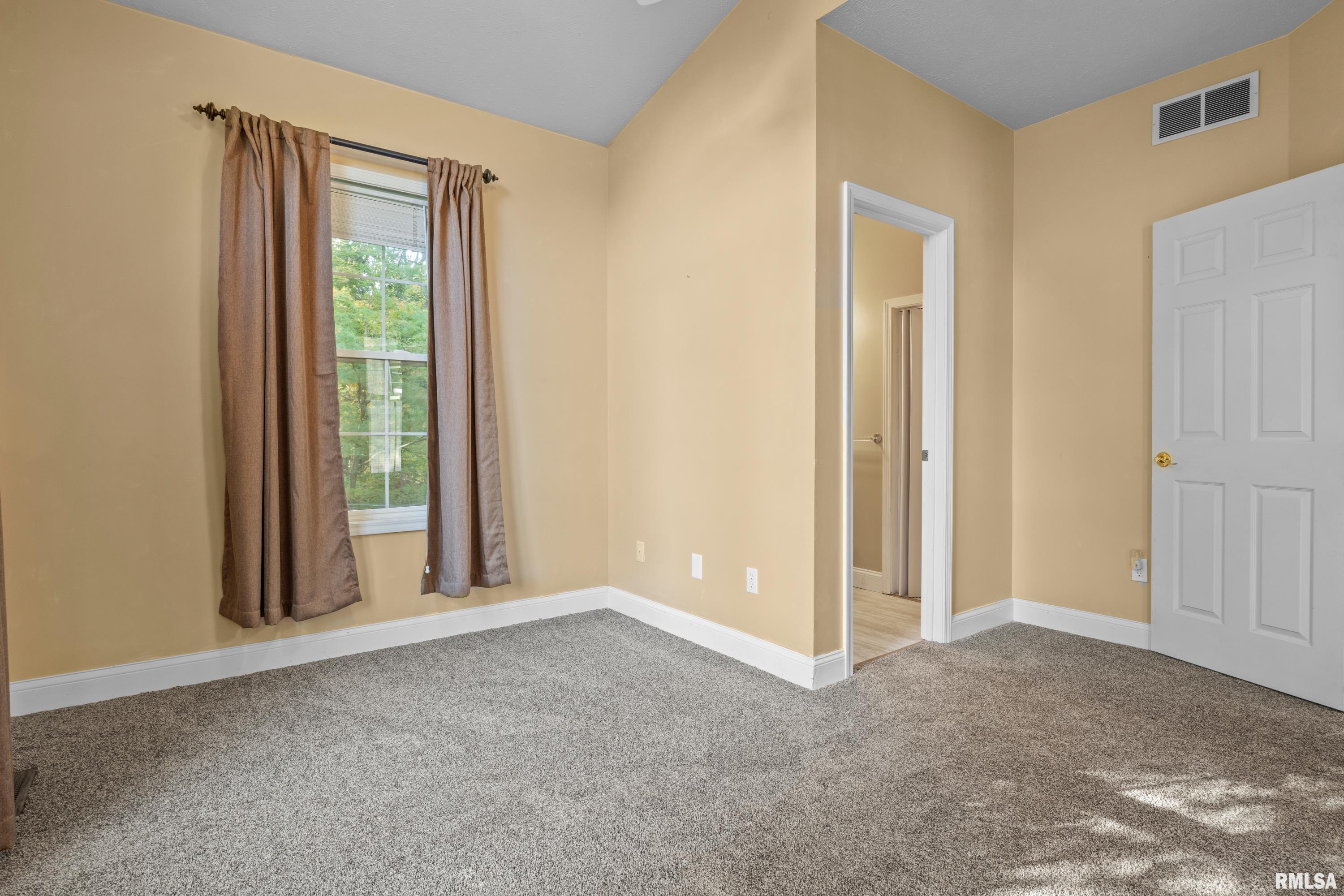 512 5 Forks Drive Springfield, IL 62711 - Photo 25 of 42 Gallery Image 25