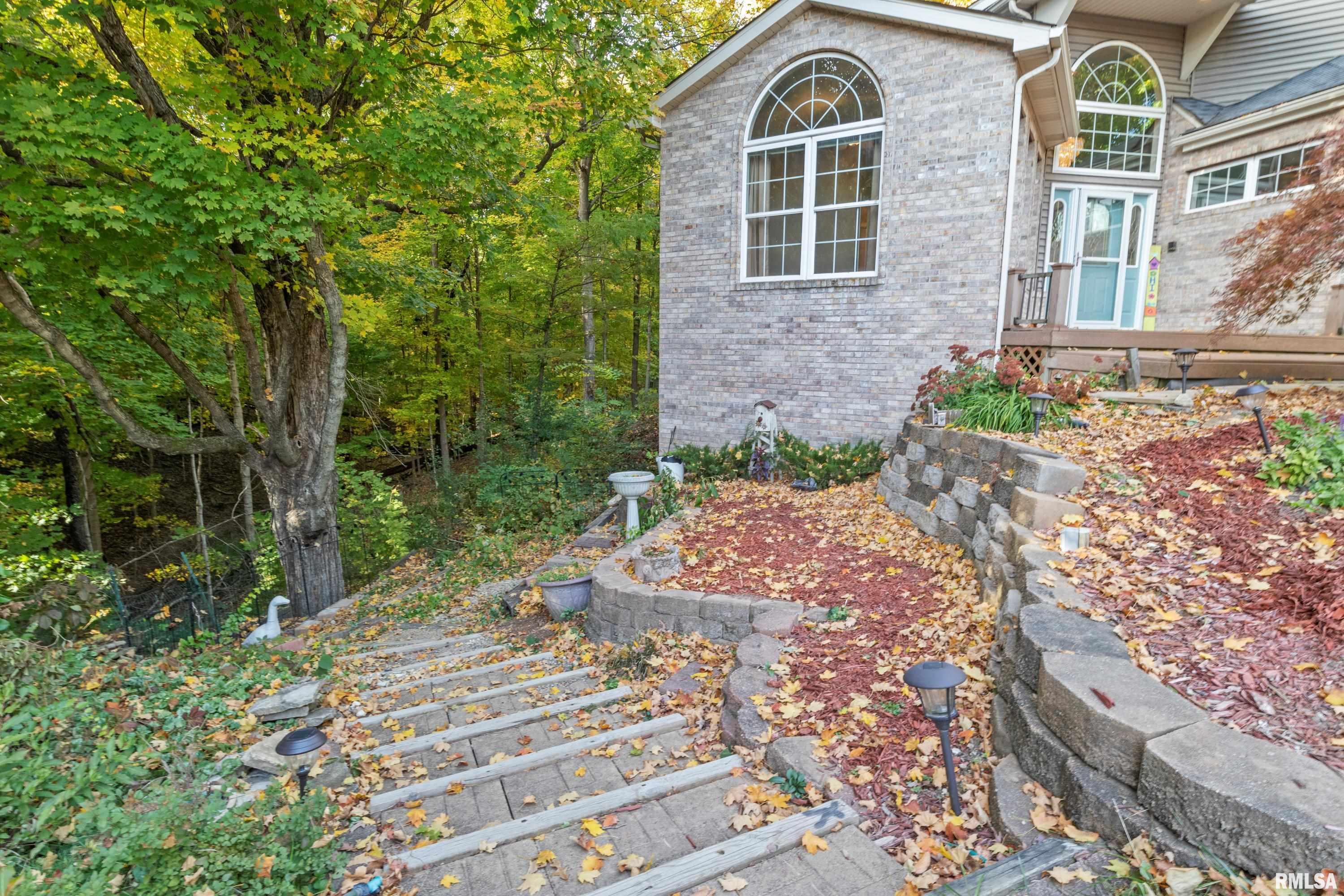 512 5 Forks Drive Springfield, IL 62711 - Photo 3 of 42 Gallery Image 3
