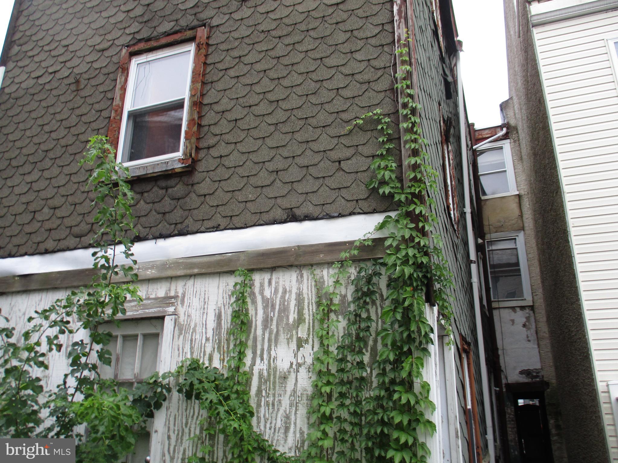 1124 Dunton Street Philadelphia, PA 19123 - Photo 16 of 16 Exterior Rear