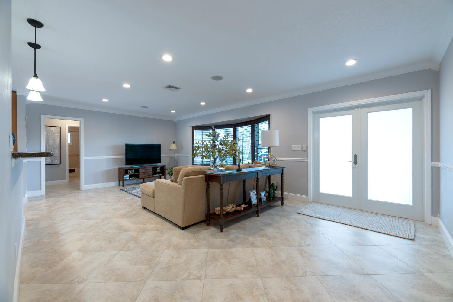 2071 Bethel Boulevard Boca Raton, FL 33486 - Photo 8 of 23 2071 Bethel Blvd Boca Raton FL-large-010
