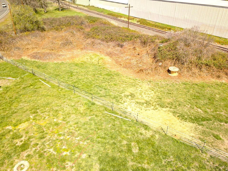 3895 Colver Road Phoenix, OR 97535 - Photo 11 of 19 IMG_4289