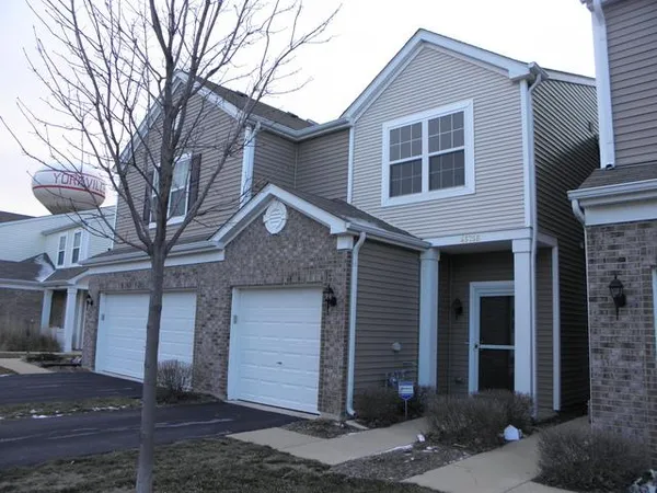 $1,900 | 4575 Camden Lane, Unit B, Yorkville, IL 60560
