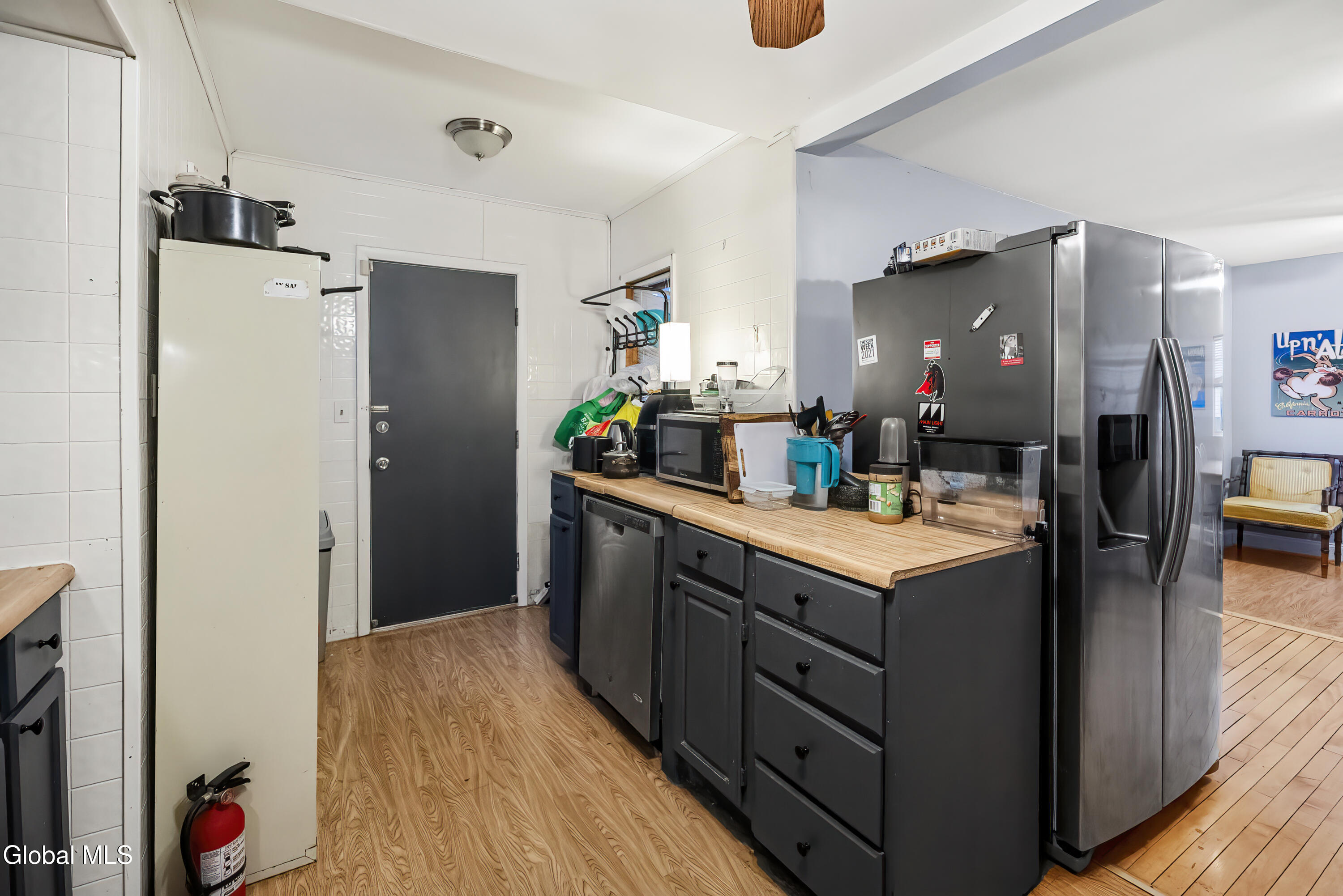 16 Lake Road Albany, NY 12205 - Photo 13 of 38 018