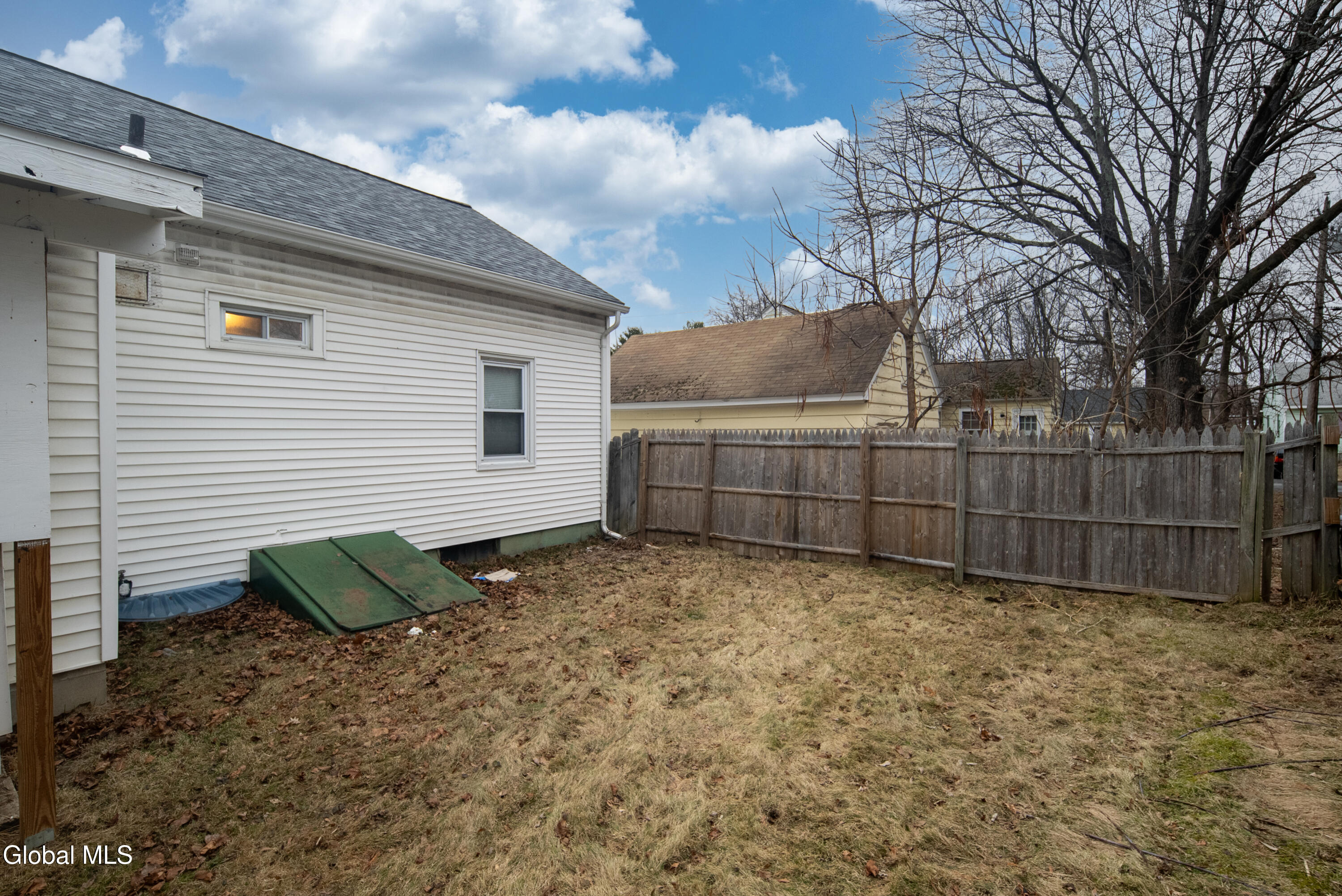 16 Lake Road Albany, NY 12205 - Photo 34 of 38 046