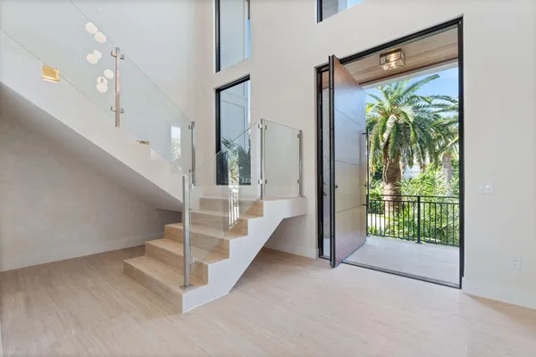 $5,150,000 | 230 15th Circle, Key Colony Beach, FL 33051
