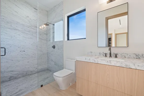$5,150,000 | 230 15th Circle, Key Colony Beach, FL 33051