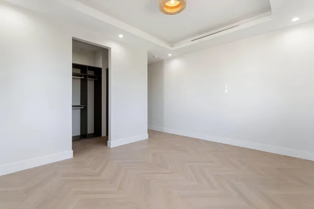 $5,750,000 | 230 15th Circle, Key Colony Beach, FL 33051